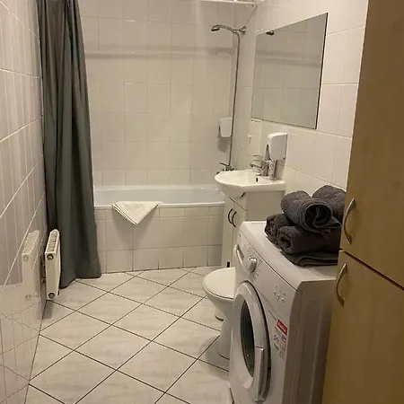 Piotrkowska 89 Apart-hotel *