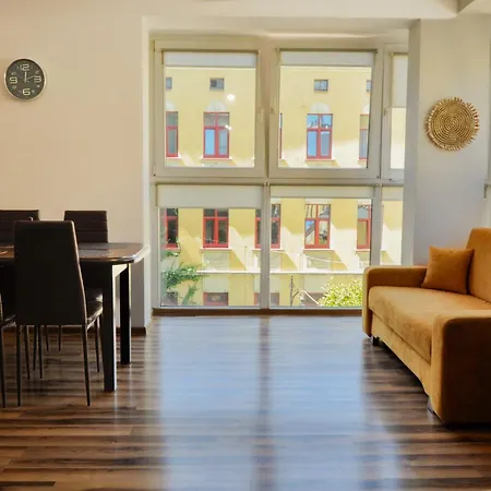 Piotrkowska 89 Aparthotel *