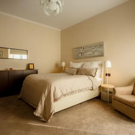 Piotrkowska 89 4* Łódź