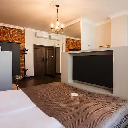 Piotrkowska 89 Апарт-отель 4*