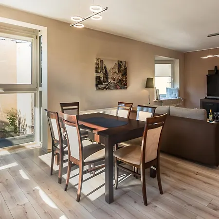 Piotrkowska 89 Aparthotel