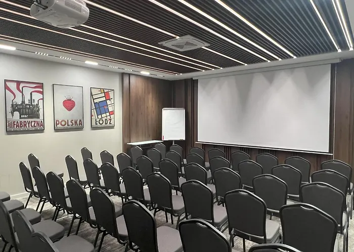 Piotrkowska 89 Apartmanhotel 4*